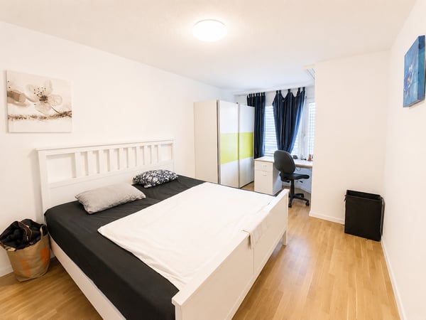 🌟 2.5-Room Spacious & Stylish Apartment with Lift in Prime Zone 10 Location 🌟 4