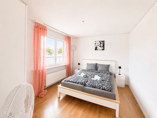 🏡 Premium Furnished 2.5-Room Apartment | Neugutstrasse 12, 8304 Wallisellen | 5th Floor 5