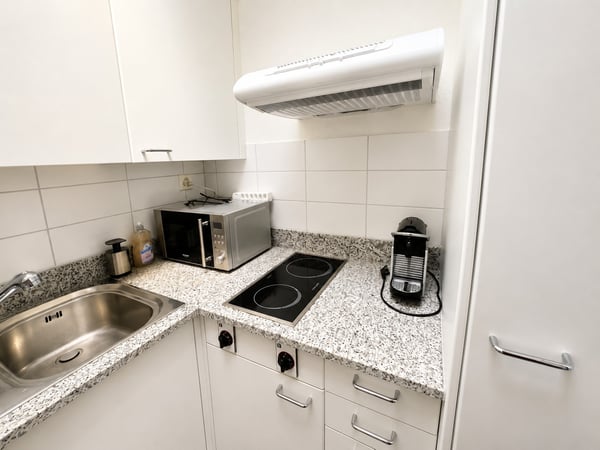 🏡 Premium Furnished 2.5-Room Apartment | Neugutstrasse 12, 8304 Wallisellen | 5th Floor 11