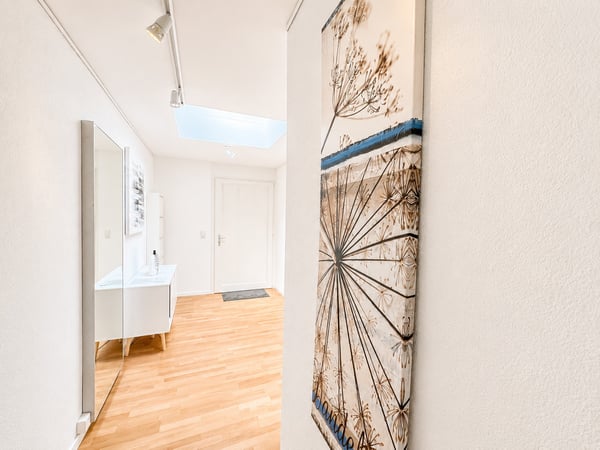 🏡 Premium Furnished 2.5-Room Apartment | Neugutstrasse 12, 8304 Wallisellen | 5th Floor 8