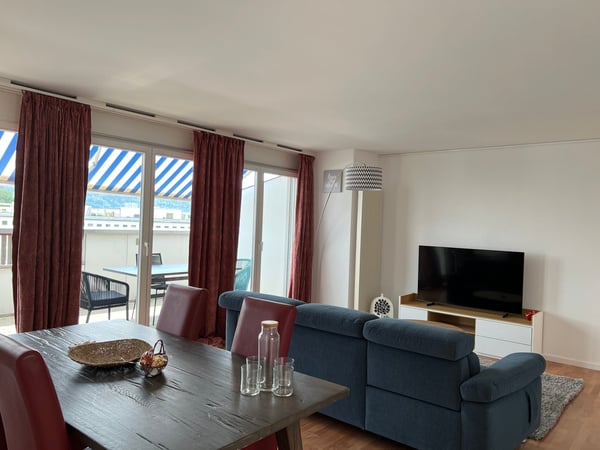 🏡 Premium Furnished 2.5-Room Apartment | Neugutstrasse 12, 8304 Wallisellen | 5th Floor 2