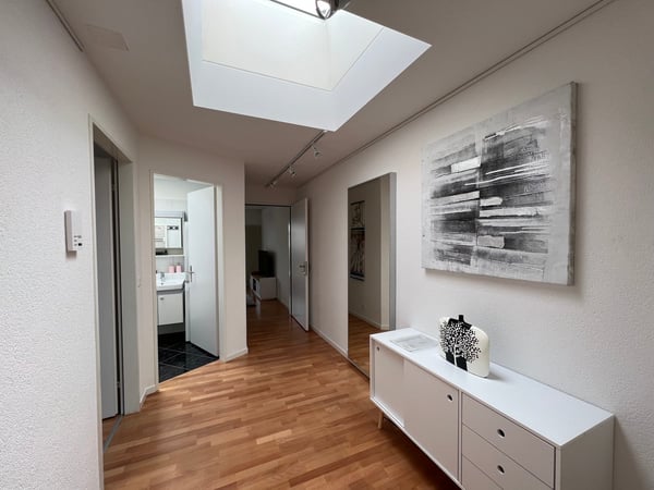 🏡 Premium Furnished 2.5-Room Apartment | Neugutstrasse 12, 8304 Wallisellen | 5th Floor 11