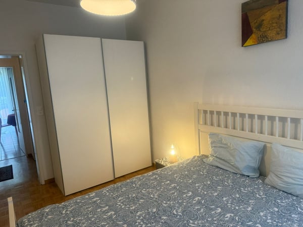 🏡 Fully Furnished 3.5-Room Corporate Apartment with Balcony | Zürich Wiedikon 4