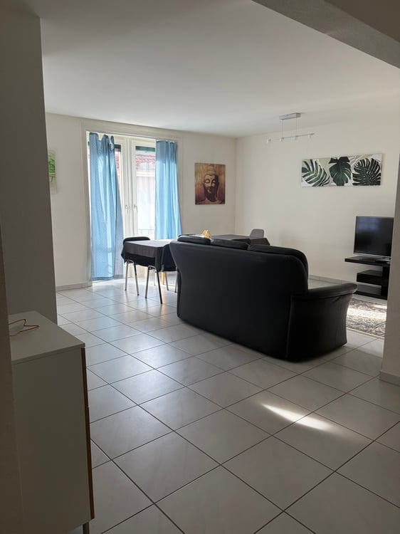 🏡 Modern 3.5-Room Furnished Apartment in Zürich Altstetten (near Zürich-Binz) 7