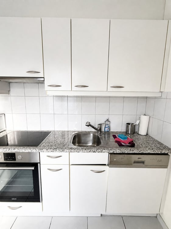 🏡 Modern 3.5-Room Furnished Apartment in Zürich Altstetten (near Zürich-Binz) 15