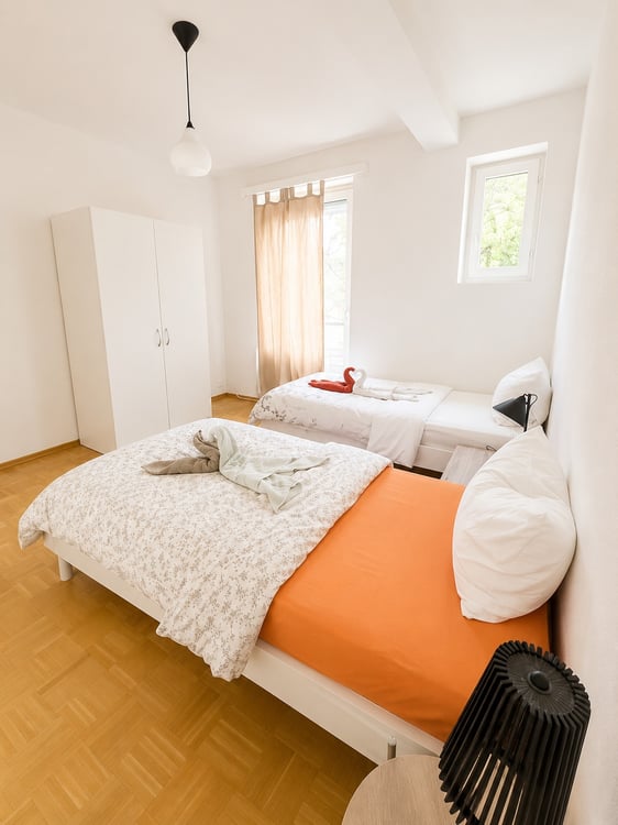 🏡 Modern 3.5-Room Furnished Apartment in Zürich Altstetten (near Zürich-Binz) 11