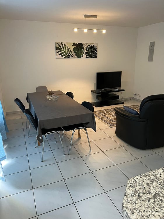 🏡 Modern 3.5-Room Furnished Apartment in Zürich Altstetten (near Zürich-Binz) 5