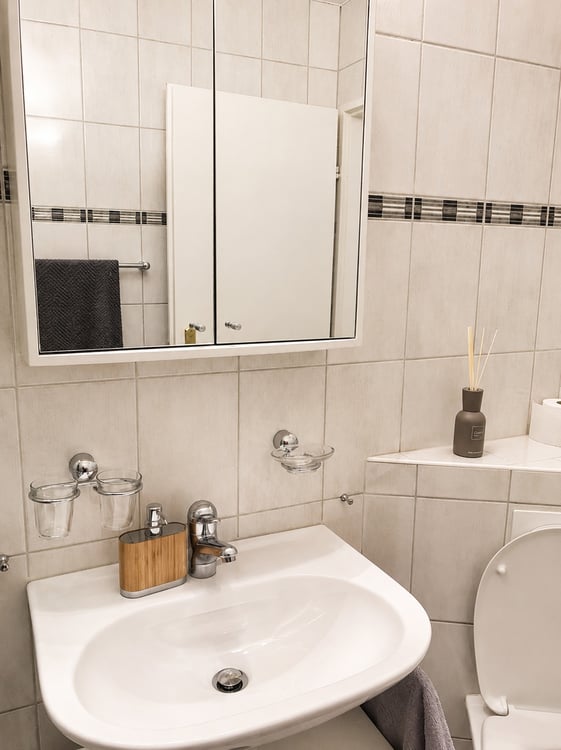 3.5-Room Fully Furnished Apartment in Glattbrugg – Near Zurich Airport & Business Hubs 12