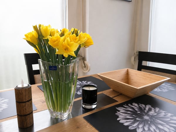 🏡 Charming Furnished 4.5-Room Apartment Seebacherstrasse 64, Zürich Seebach 2nd Floor Left 8