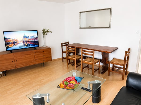🏠 Charming 3.5-Room Furnished Apartment with Balcony in Adliswil – Available Immediately 2