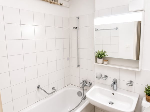 🏠 Charming 3.5-Room Furnished Apartment with Balcony in Adliswil – Available Immediately 16
