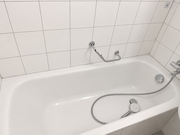 🏠 Charming 3.5-Room Furnished Apartment with Balcony in Adliswil – Available Immediately 17