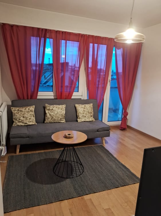 🏡 Fully Furnished 2.5-Room Apartment for Rent – Riehenring 143, 4058 Basel 4
