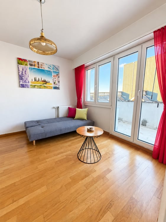 🏡 Fully Furnished 2.5-Room Apartment for Rent – Riehenring 143, 4058 Basel 3