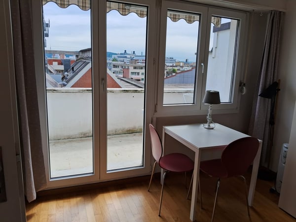 🏡 Fully Furnished 2.5-Room Apartment for Rent – Riehenring 143, 4058 Basel 12