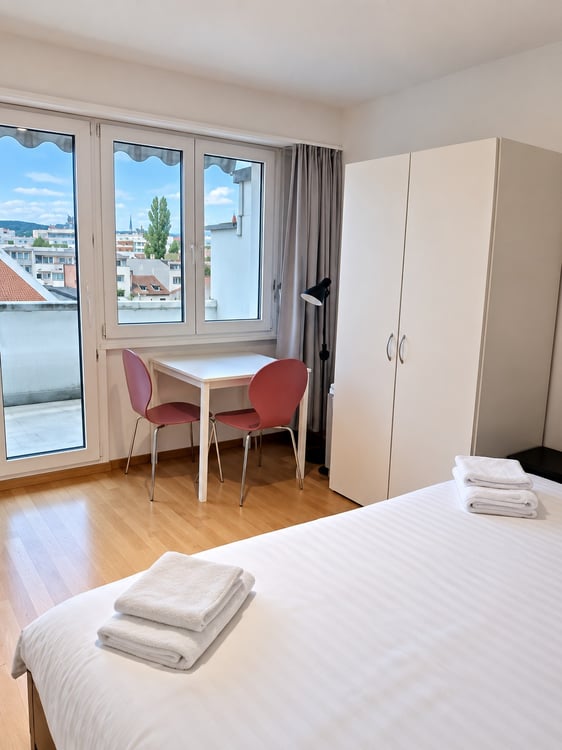 🏡 Fully Furnished 2.5-Room Apartment for Rent – Riehenring 143, 4058 Basel 9
