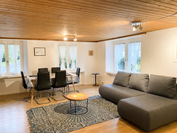 🏡Charming Furnished 2.5-Room Apartment in Langnau am Albis 1