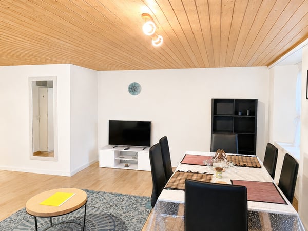 🏡Charming Furnished 2.5-Room Apartment in Langnau am Albis 3