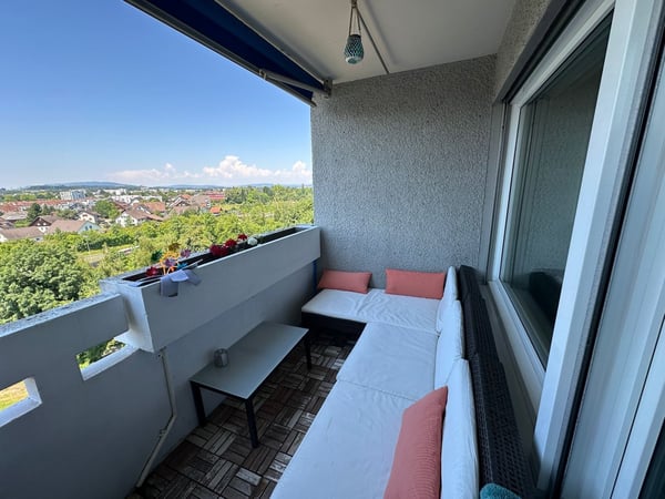 🌇 Fully Furnished 2.5-Room Apartment in Opfikon | Short-Term Rental | Balcony | Private Laundry 12