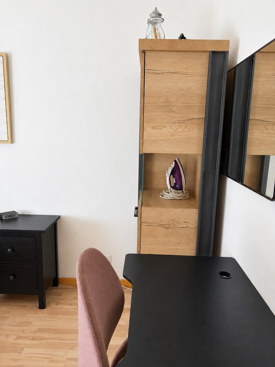 ✨Furnished 3.5-Room Apartment with Balcony and Beautiful Views in Wallisellen 12