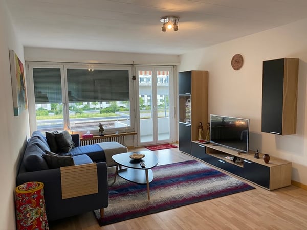 ✨Furnished 3.5-Room Apartment with Balcony and Beautiful Views in Wallisellen 1