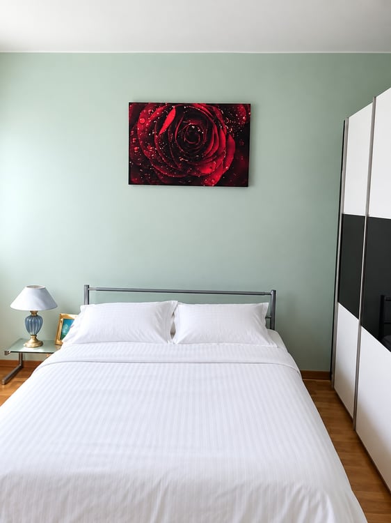 ⭐Charming Furnished 3.5-Room Apartment with Balcony in Opfikon 6