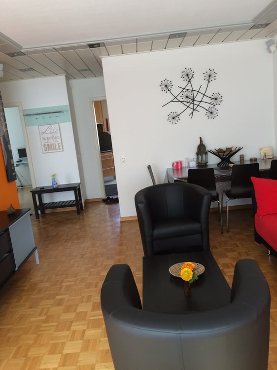 ⭐Charming Furnished 3.5-Room Apartment with Balcony in Opfikon 3