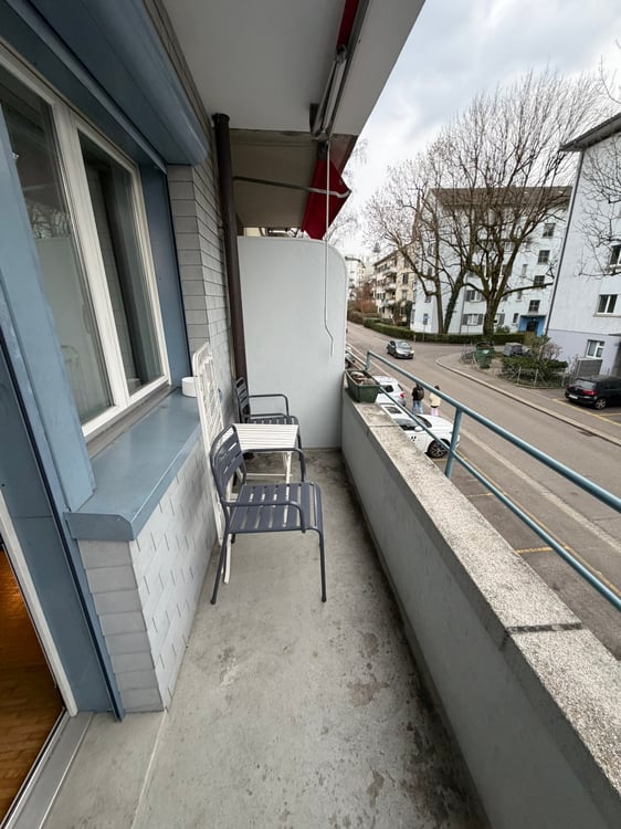 🏡Charming Furnished 2.5-Room Apartment with Balcony in Zürich Oerlikon 12