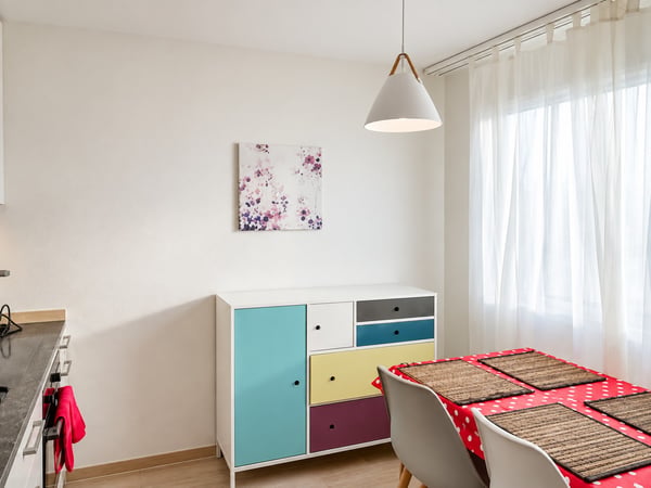 🏡 Fully Furnished 1.5-Room Apartment for Rent – Überlandstrasse, 8051 Zürich 5