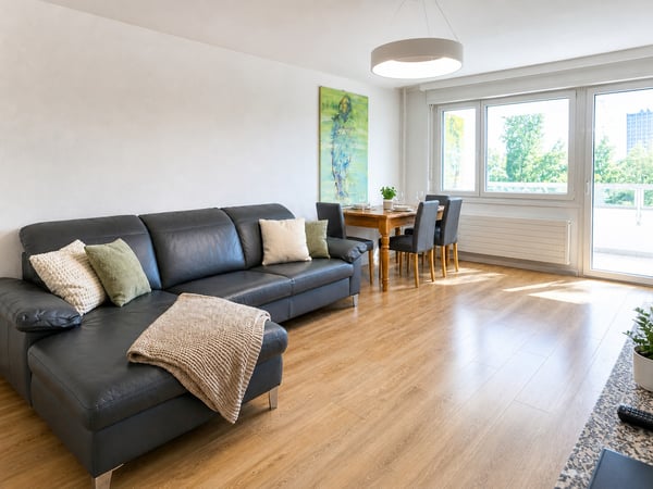 ✨Fully Furnished 2.5-Room Apartment with Balcony in Zürich 1