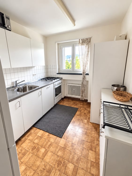 ✨ Fully Furnished 2.5-Room Apartment in Quiet Dübendorf 9