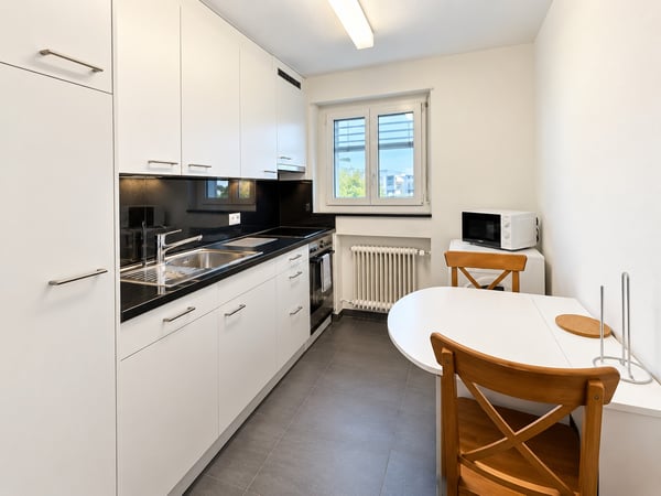 ✨Charming Furnished 2.5-Room Apartment with Balcony in Dübendorf 9