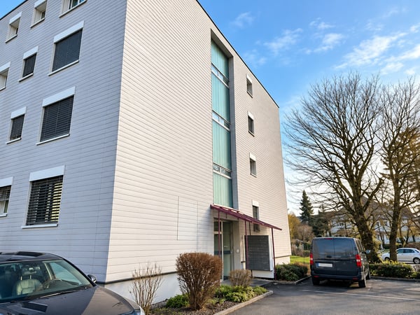 🏡 Fully Furnished 1.5-Room Apartment with Balcony in Dübendorf 14