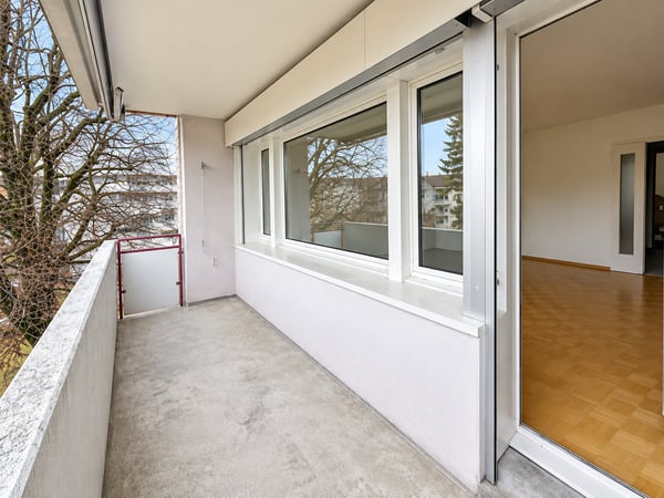 🏡 Fully Furnished 1.5-Room Apartment with Balcony in Dübendorf 12