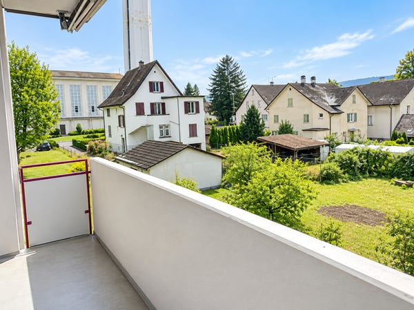 🏡 Fully Furnished 1.5-Room Apartment with Balcony in Dübendorf 13