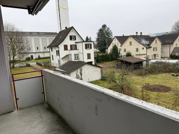 🏡 Fully Furnished 1.5-Room Apartment with Balcony in Dübendorf 12