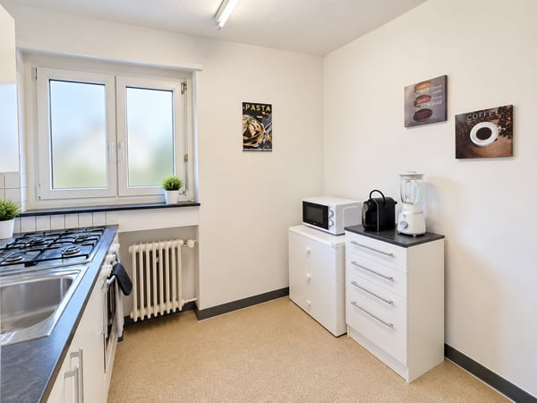 🏡 Fully Furnished 1.5-Room Apartment with Balcony in Dübendorf 9