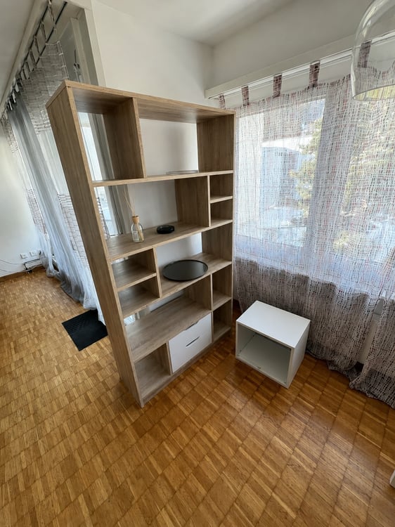 💎Charming Furnished 2.5-Room Apartment with Balcony and Beautiful Views in Adliswil 8