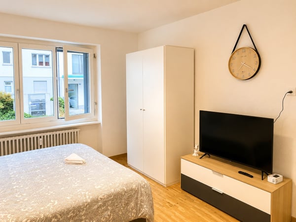 🌟 Cozy 1.5-Room Studio Apartment in Zürich Oerlikon 2