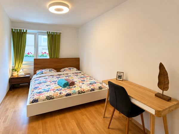 💎 Elegant Furnished 3.5-Room Home with a Beautiful Balcony in Seebach 13