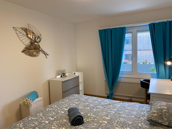 💎 Elegant Furnished 4.5-Room Home with a Beautiful Balcony in Seebach 11