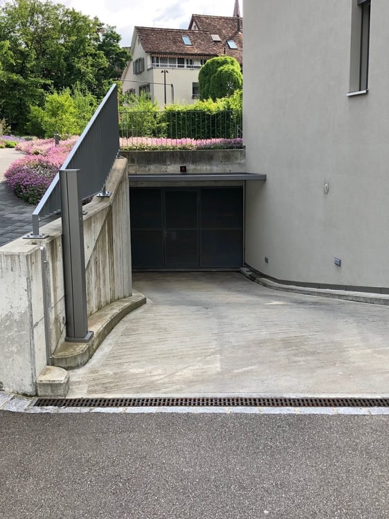 Autoeinstellhallenplatz in Liestal zu vermieten 2