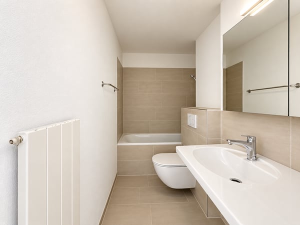 Helle 4.5-Zimmer-Wohnung mit Balkon in ruhiger Lage – Oberweningen 9