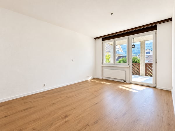 Helle 4.5-Zimmer-Wohnung mit Balkon in ruhiger Lage – Oberweningen 6