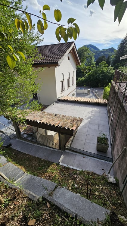 AFFITTASI NUOVO 3.5 LOCALI + GRANDE MANSARDA 2