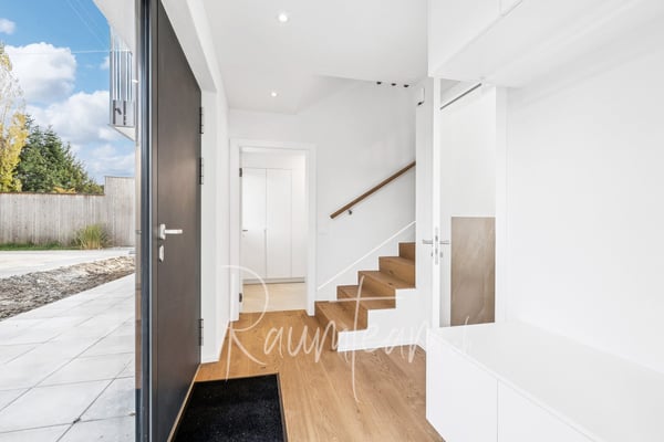 Hochwertig und bezugsbereit: Neubau-Wohnhaus A