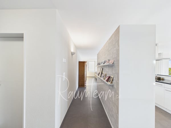 Traumhafte, sonnige Terrassenwohnung mit Bergblick 11
