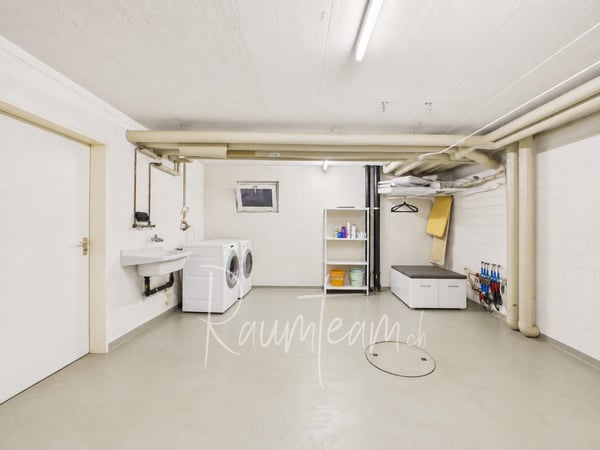 Charmante 3.5-Zimmer-Wohnung mit Aussicht in Fruthwilen 15