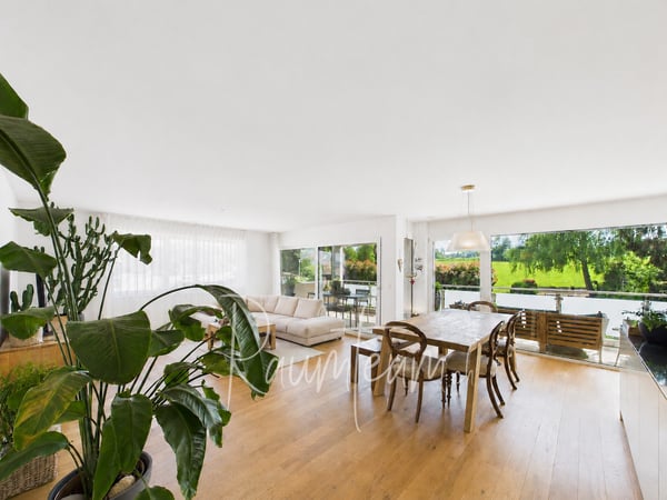 RESERVIERT - Helle Wohnung mit Blick ins Grüne 3