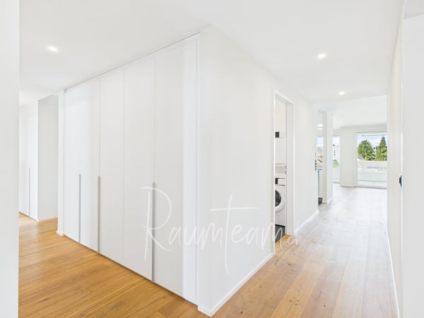 Stylische Wohnung mit Weitblick und top Ausstattung 2